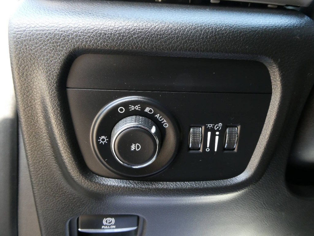 2021 Jeep Grand Cherokee Image 28