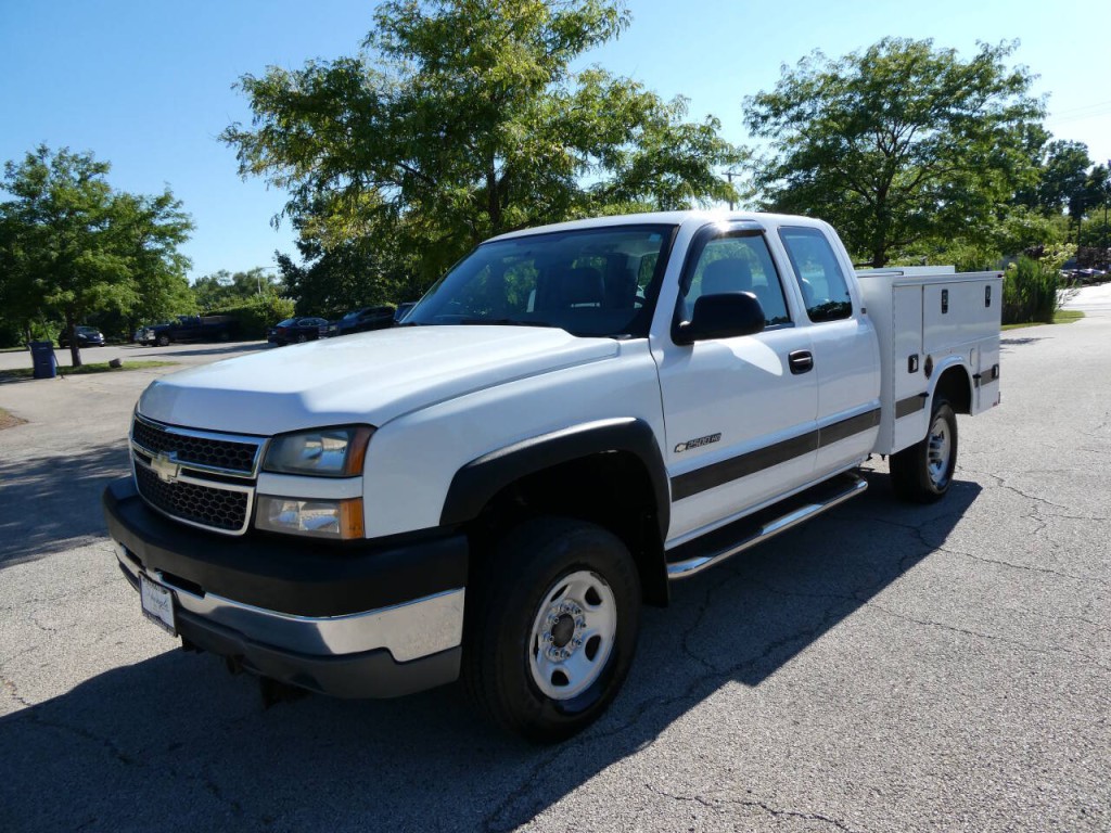 2005 Chevrolet Silverado 1500 Image 1
