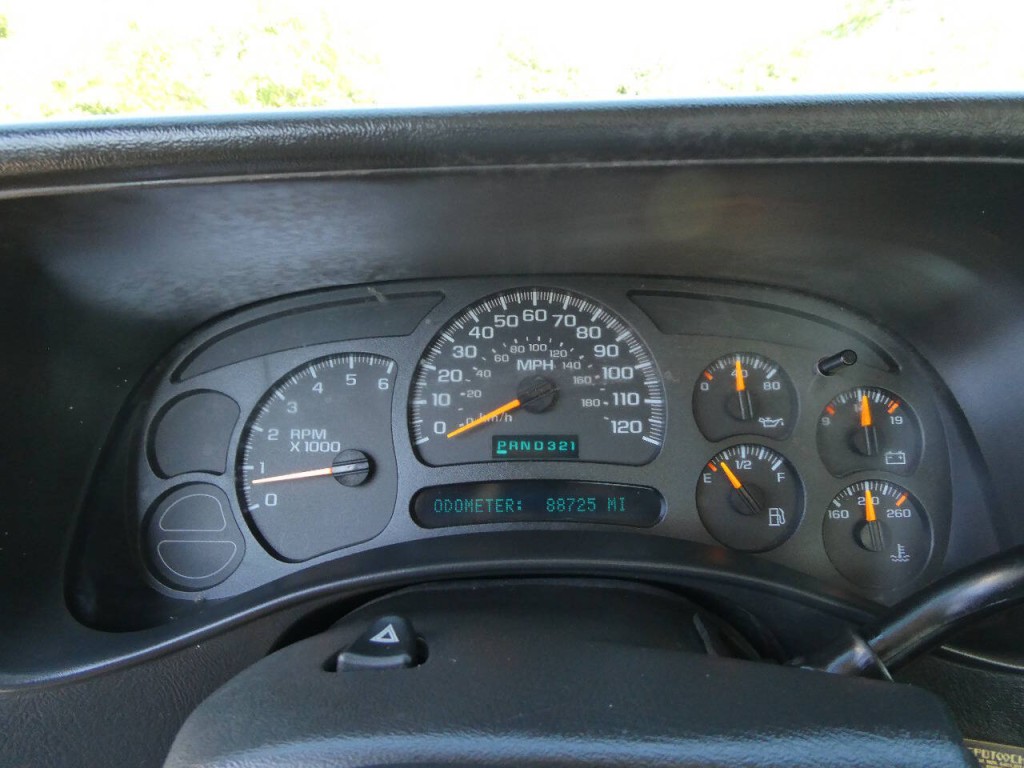 2005 Chevrolet Silverado 1500 Image 12