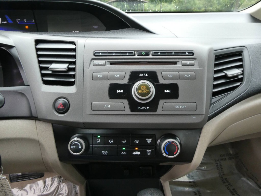 2012 Honda Civic Image 14