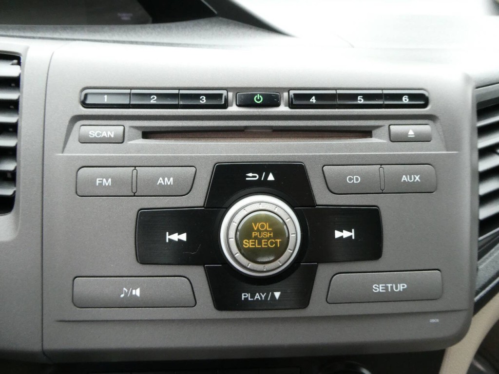 2012 Honda Civic Image 15