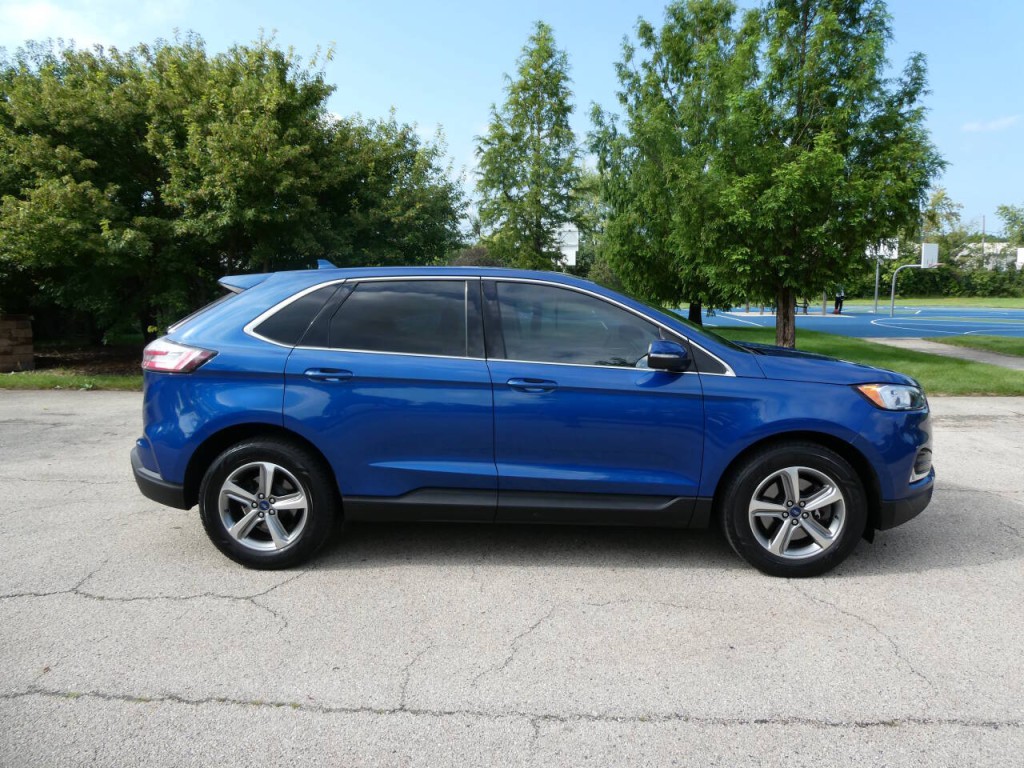 2020 Ford Edge Image 4