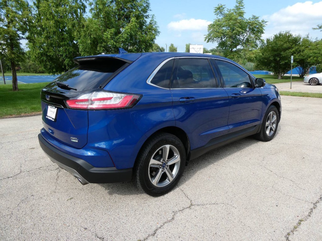 2020 Ford Edge Image 5