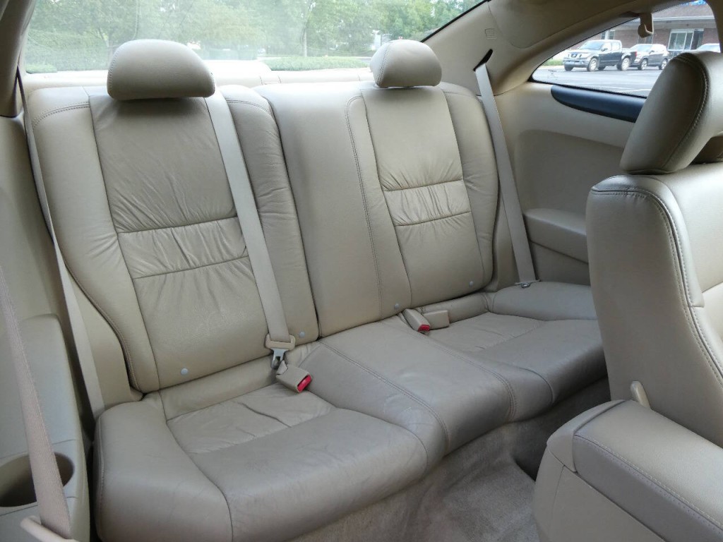2003 Honda Accord Image 22
