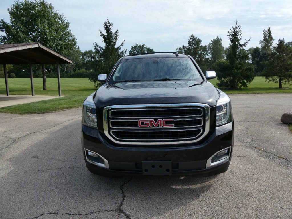 2015 GMC Yukon Image 2