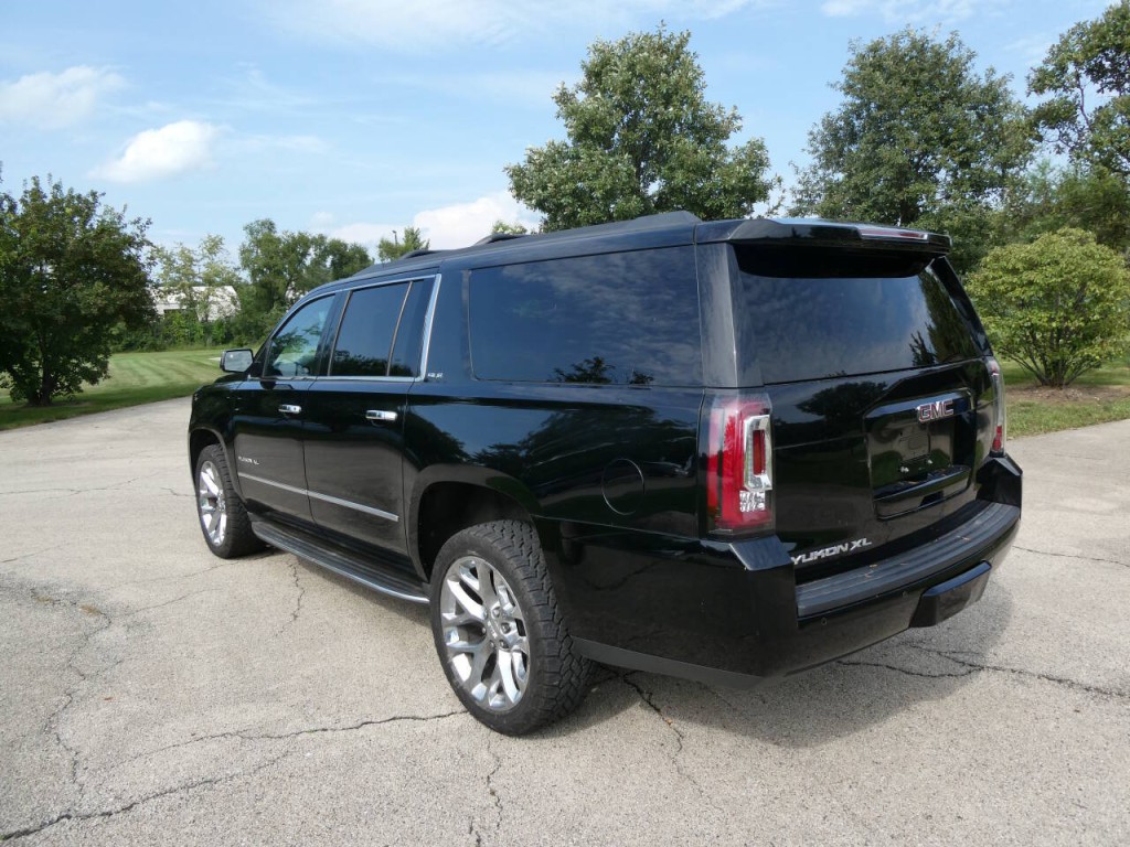 2015 GMC Yukon Image 7