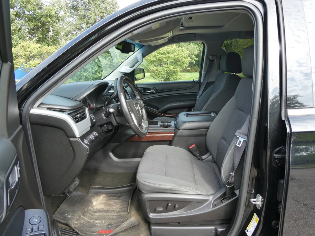 2015 GMC Yukon Image 9