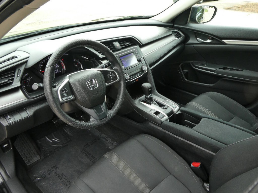 2018 Honda Civic Image 10