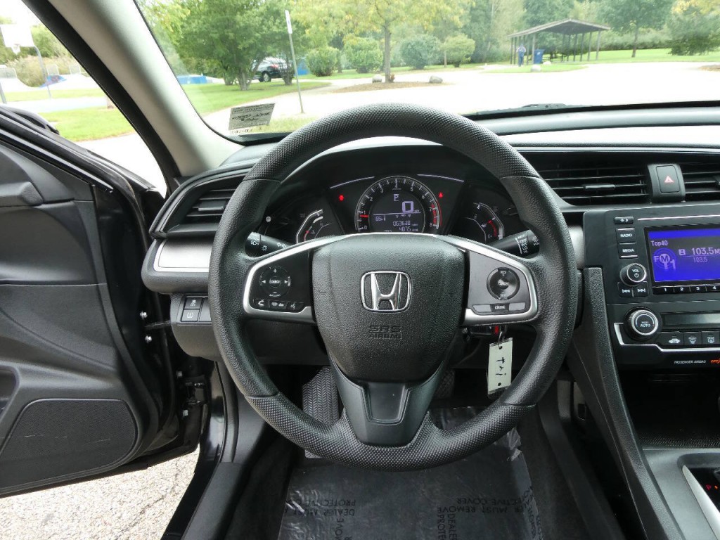 2018 Honda Civic Image 11