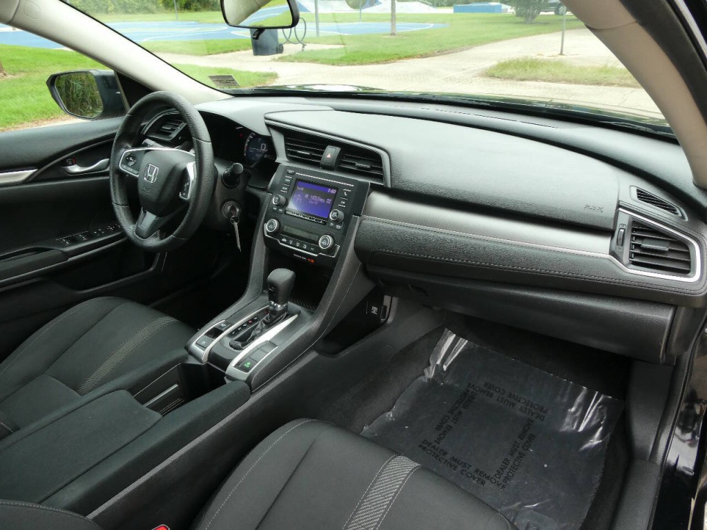 2018 Honda Civic Image 27