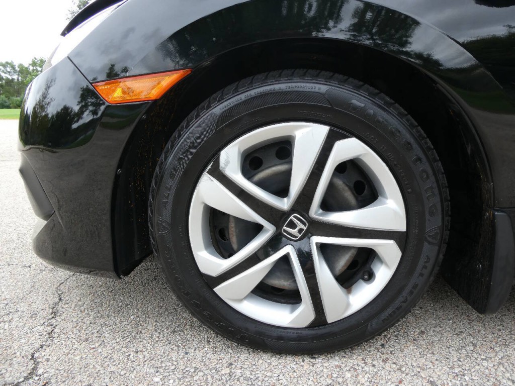 2018 Honda Civic Image 30
