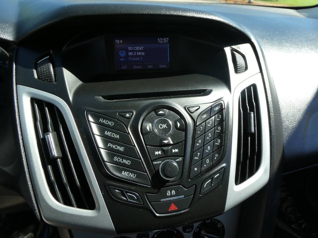 2014 Ford Focus Image 17