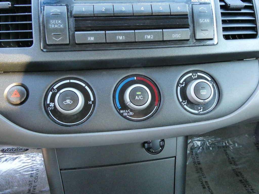 2005 Toyota Camry Image 17