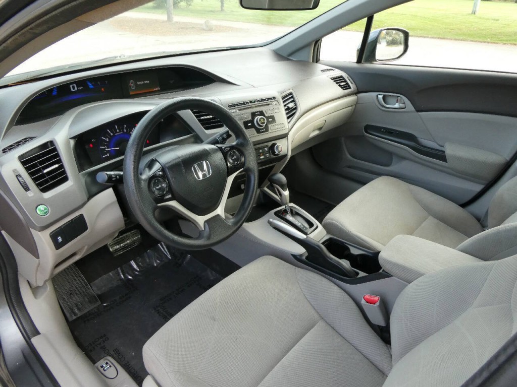 2012 Honda Civic Image 10