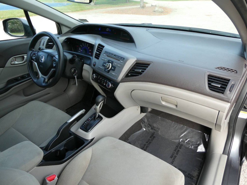 2012 Honda Civic Image 28