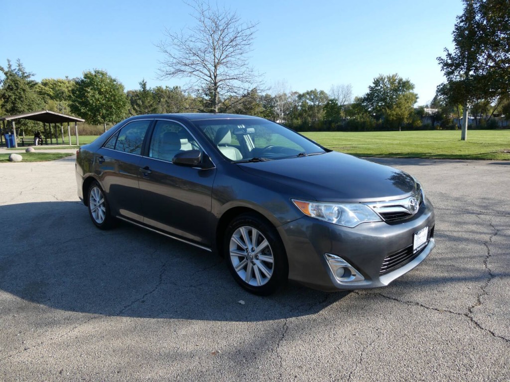 2014 Toyota Camry Image 3