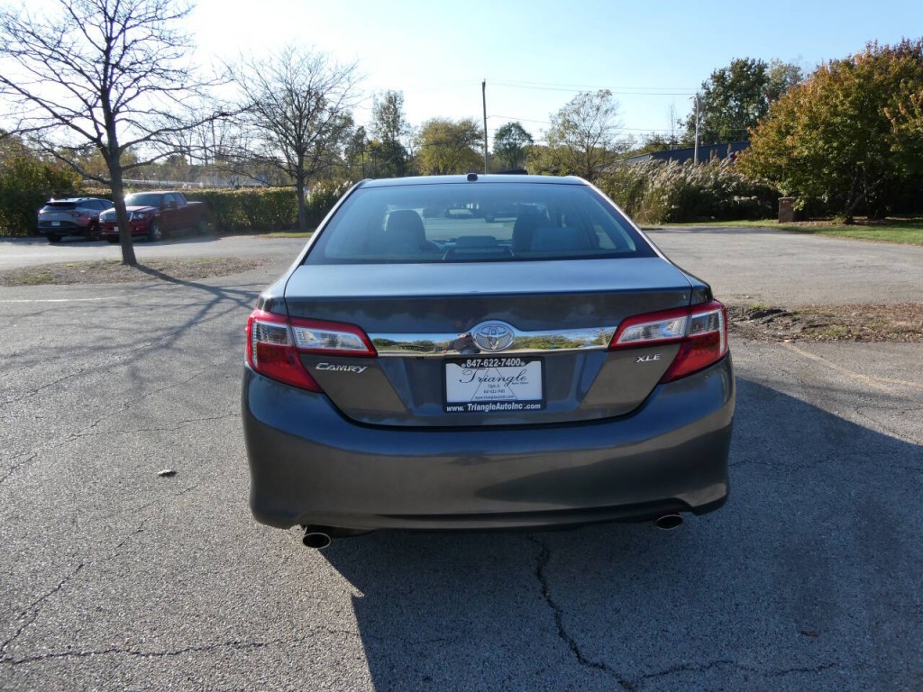 2014 Toyota Camry Image 6