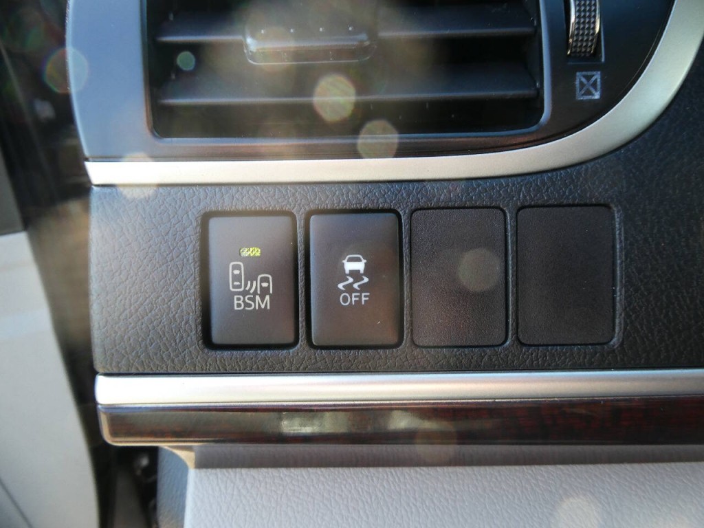 2014 Toyota Camry Image 22