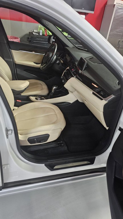 2017 BMW X1 Image 3
