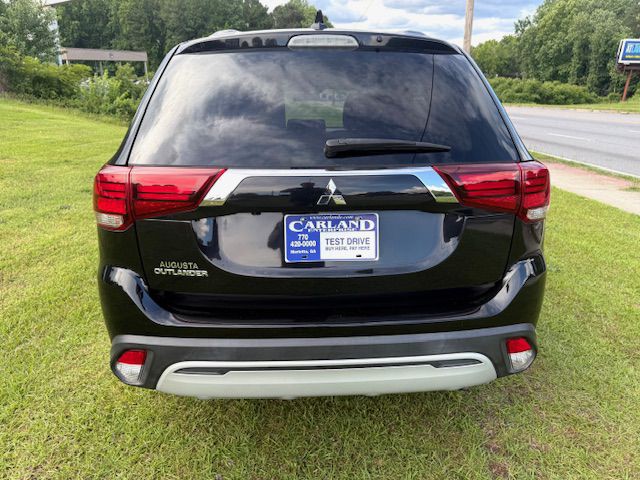 2020 Mitsubishi Outlander Image 5