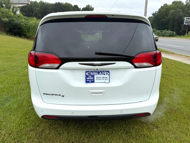 2018 Chrysler Pacifica Image 5