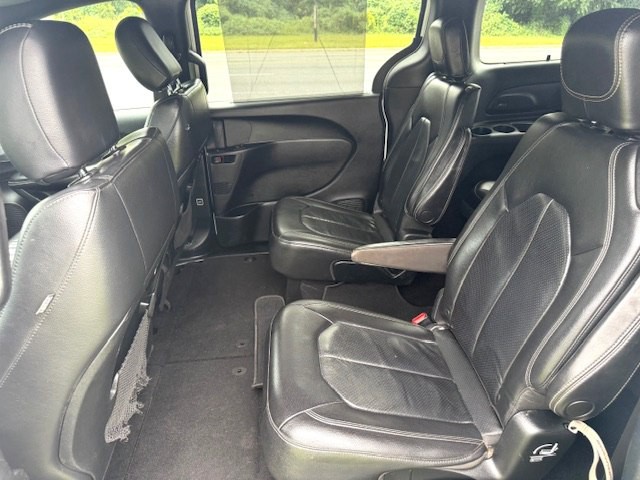 2018 Chrysler Pacifica Image 10