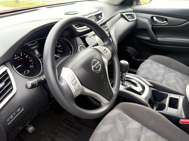 2016 Nissan Rogue Image 15