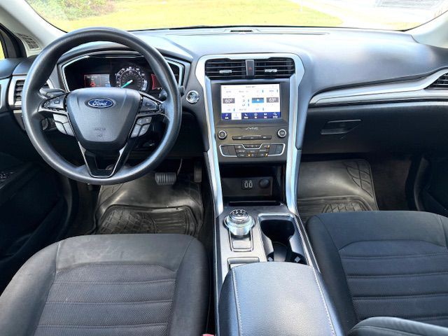 2020 Ford Fusion Image 12