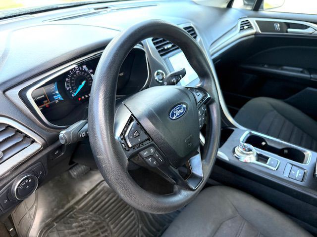 2020 Ford Fusion Image 14