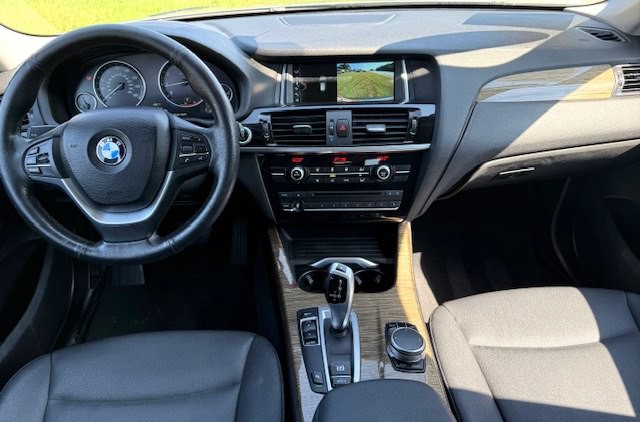 2017 BMW X3 Image 13