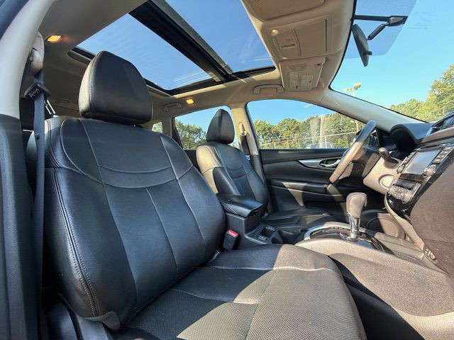 2016 Nissan Rogue Image 6