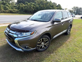 Image for 2017 Mitsubishi Outlander SE ID: 6858709