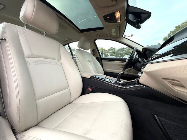 2016 BMW 5 Series Image 8