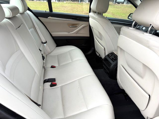 2016 BMW 5 Series Image 10