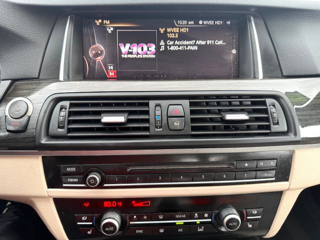 2016 BMW 5 Series Image 18