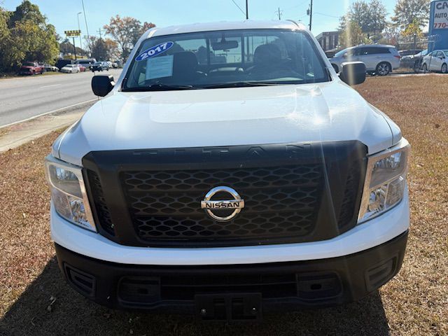 2017 Nissan Titan Image 2
