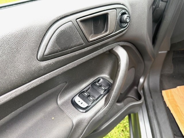 2019 Ford Fiesta Image 13