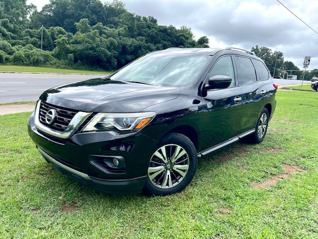 2018 Nissan Pathfinder Image 1