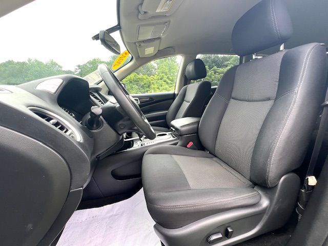 2018 Nissan Pathfinder Image 7