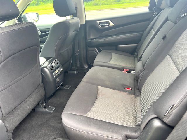 2018 Nissan Pathfinder Image 11