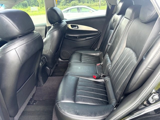 2016 INFINITI QX50 Image 11