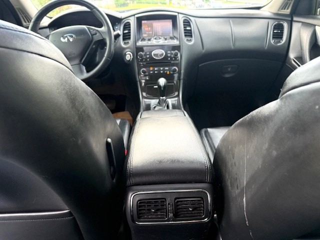 2016 INFINITI QX50 Image 12