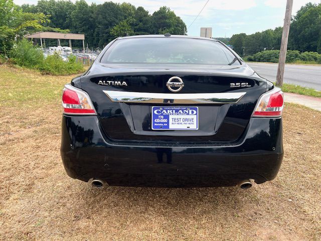 2015 Nissan Altima Image 5