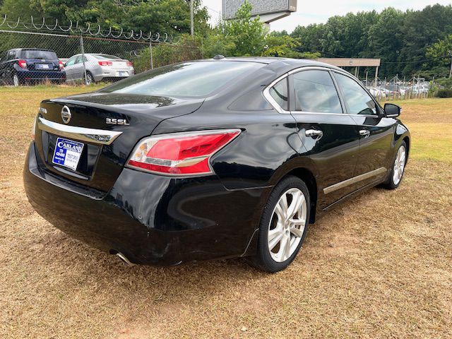 2015 Nissan Altima Image 6