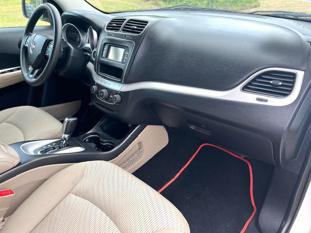 2015 Dodge Journey Image 9