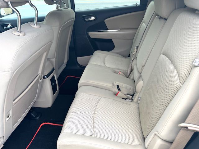 2015 Dodge Journey Image 11