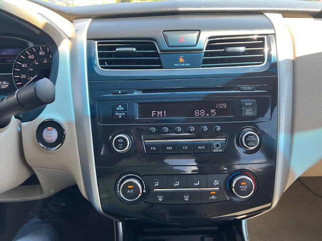2014 Nissan Altima Image 33