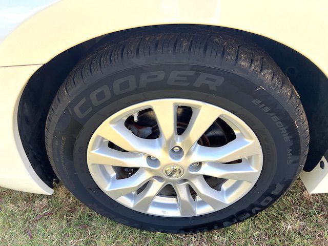 2014 Nissan Altima Image 52