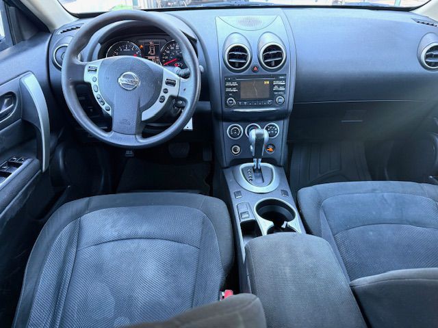 2015 Nissan Rogue Image 12