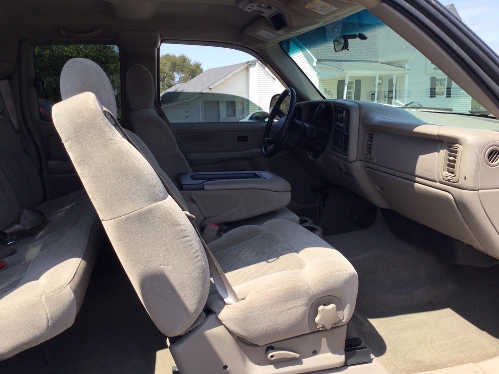 2002 Chevrolet Silverado 1500 Image 9
